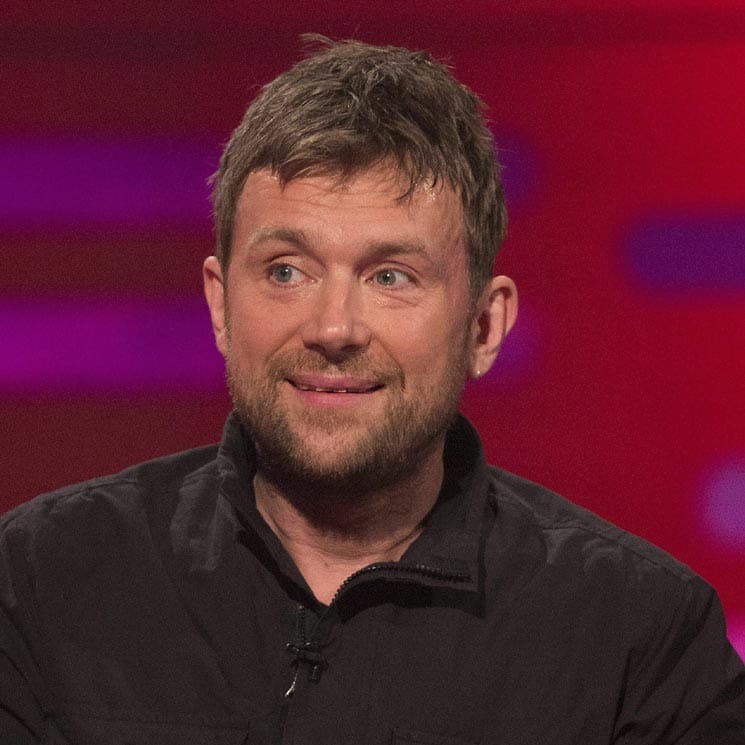 ¡Nunca es tarde! Damon Albarn, cantante de Blur, se saca el carnet de conducir a los 53 años