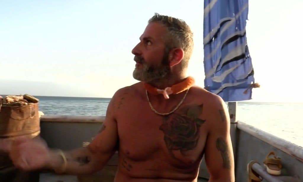 Carlos Alba explota con los encallados por una lata: 'Estoy harto de todos'
