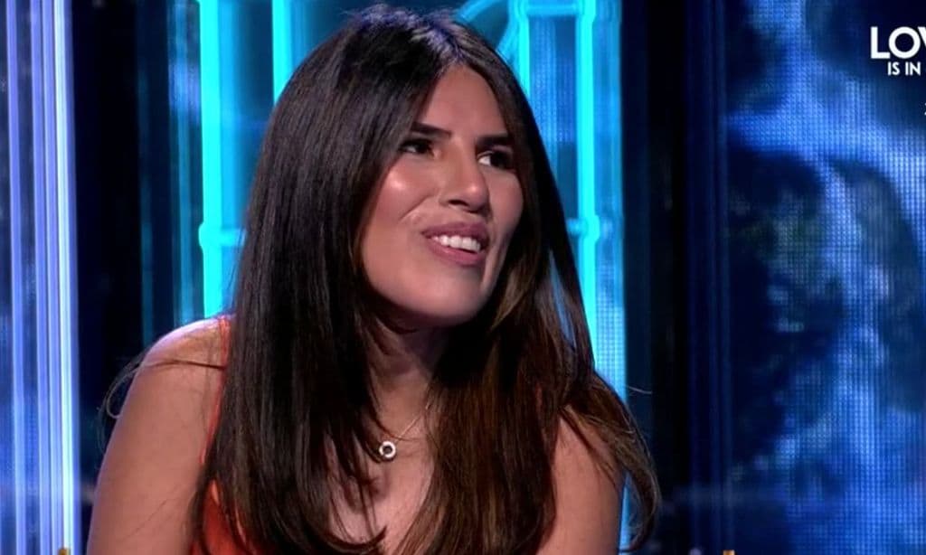Isa Pantoja se ofrece para mediar en el conflicto entre su hermano y su prima