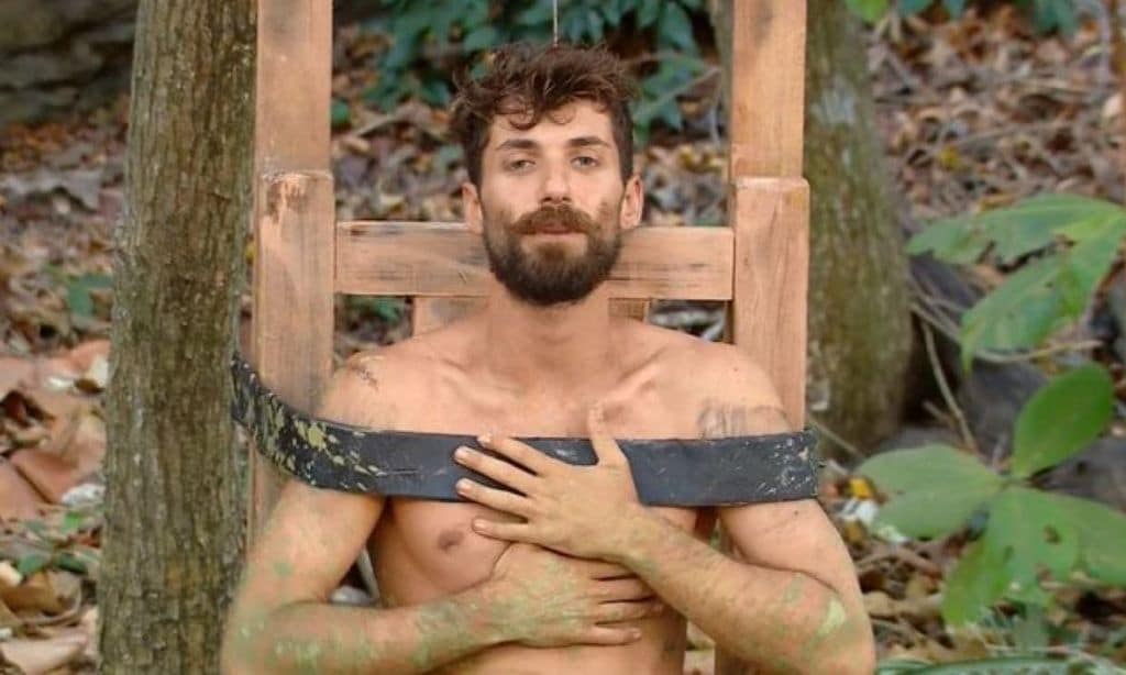 Alejandro Albalá, salvado por la audiencia pero en el punto de mira de sus compañeros en 'Supervivientes'