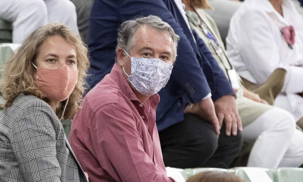 Las primeras imágenes de José María Michavila y Alejandra Salinas tras su boda