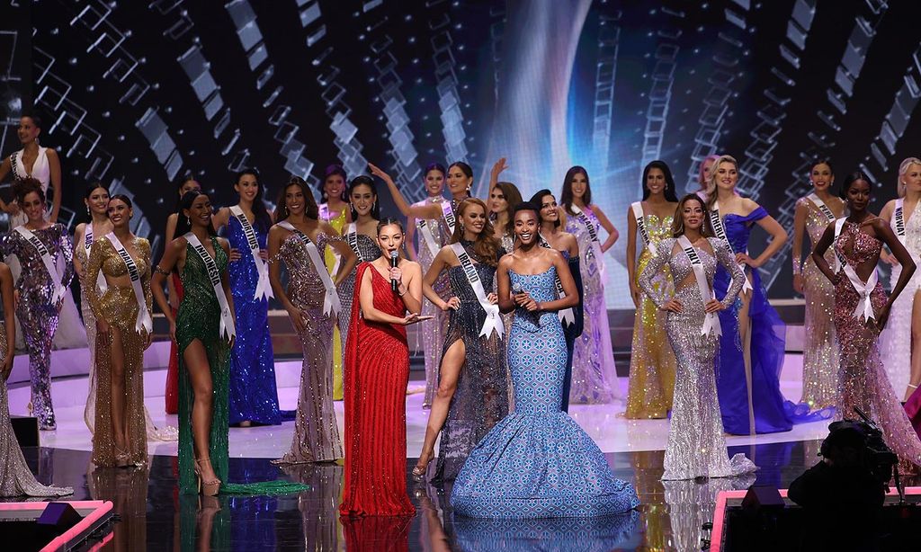 La española Andrea Martínez y otras 73 candidatas calientan motores en la gala preeliminar de Miss Universo