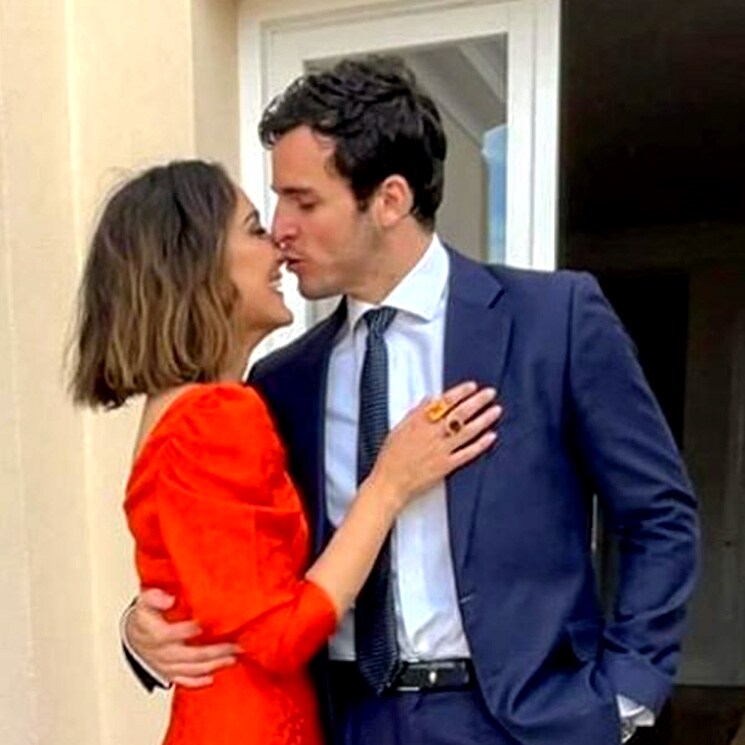 Tamara Falcó e Iñigo Onieva se divierten en la boda de unos amigos