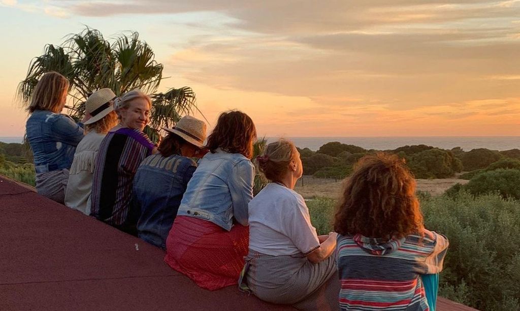 La escapada al sur de Sara Carbonero con Raquel Perera, Rosario Flores y Mariola Orellana
