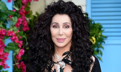 Cher cumple 75 años y lo hace con un regalo para sus millones de fans