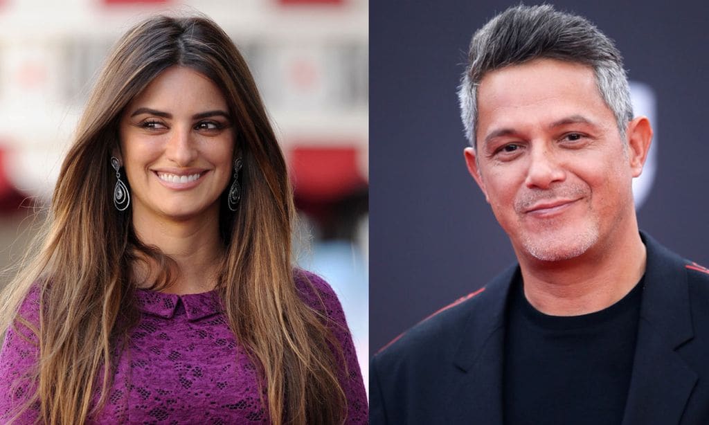 Alejandro Sanz comparte una foto con Penélope Cruz de 'cuando eran bebés' y causa furor entre las 'celebrities'