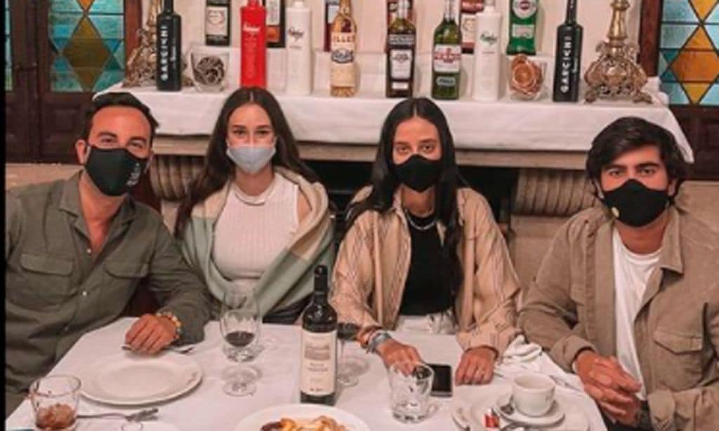 Victoria Federica y Jorge Bárcenas, inseparables, de gira por Segovia