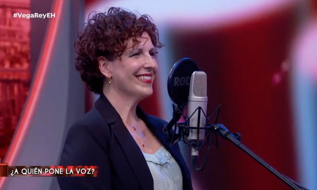 Iratxe Gómez, la actriz de doblaje que da voz a Siri, anuncia que 'la han jubilado'