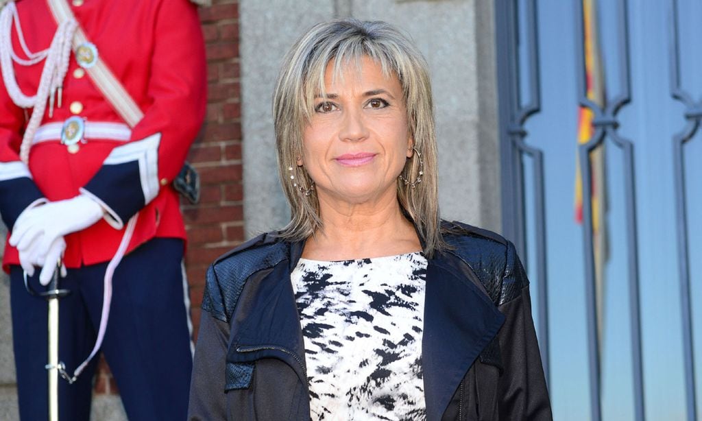 Julia Otero sorprende a sus oyentes y vuelve a la radio por un día
