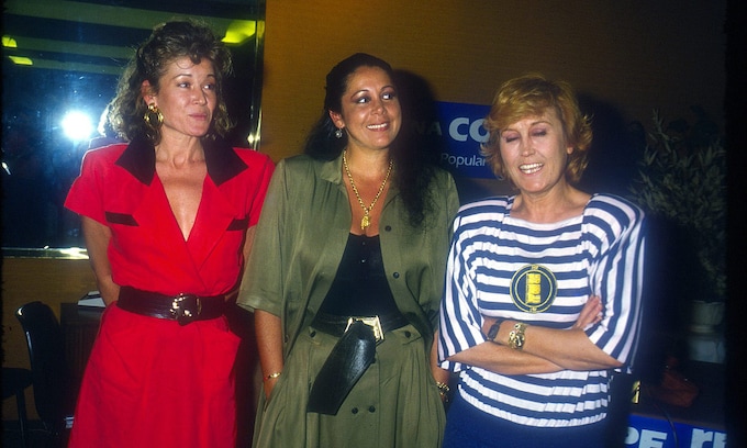 Mila Ximénez con Isabel Pantoja y Encarna Sánchez