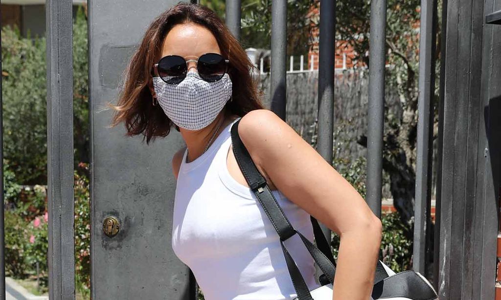 Chenoa pide este deseo al soplar 46 velas ¡y se cumple en el mismo día!