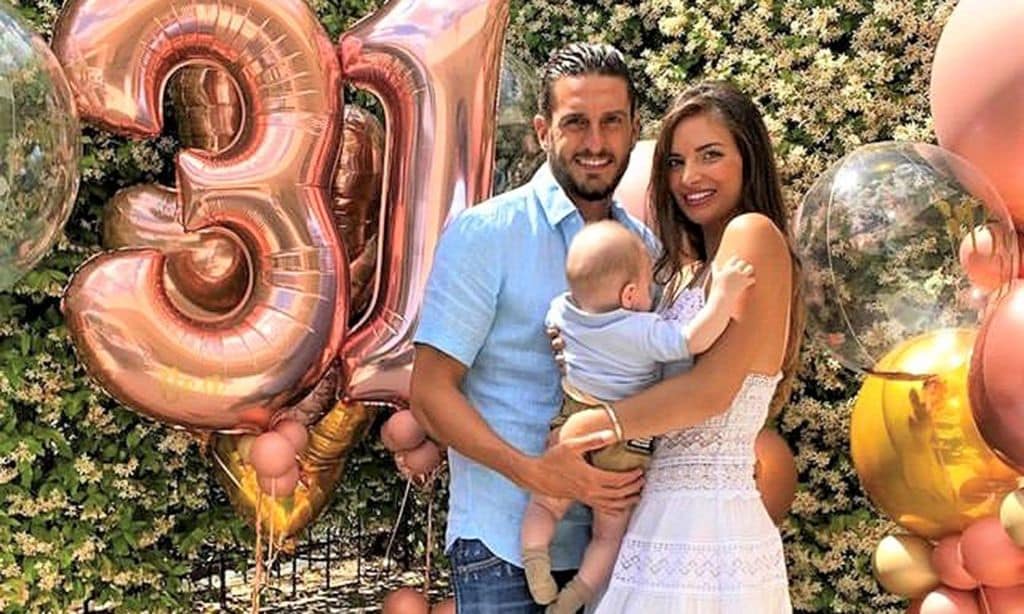 Descubre la preciosa familia de Koke, el capitán de la Selección española