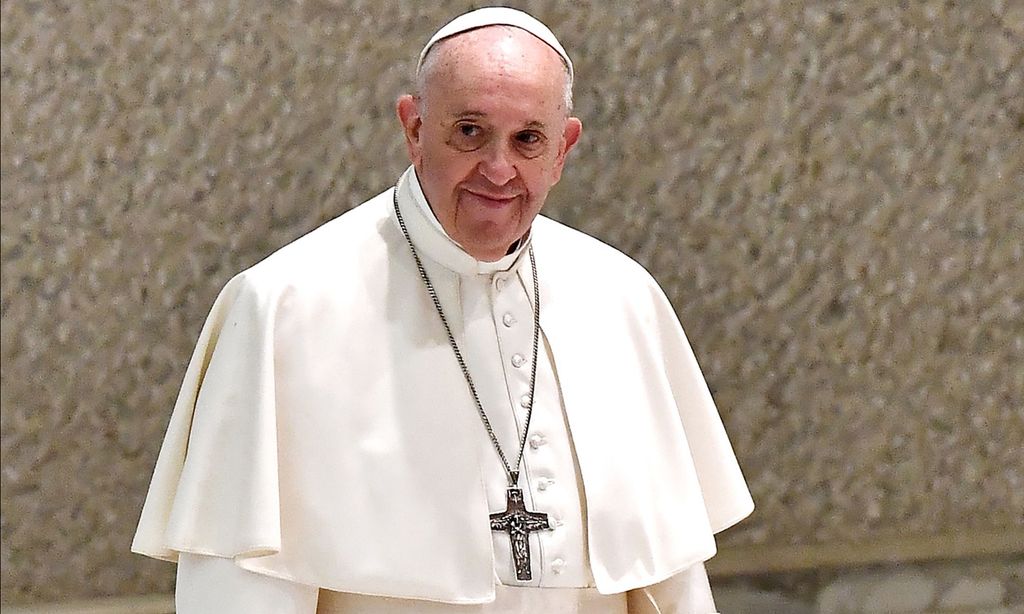 El papa Francisco, operado con éxito de un problema de colon