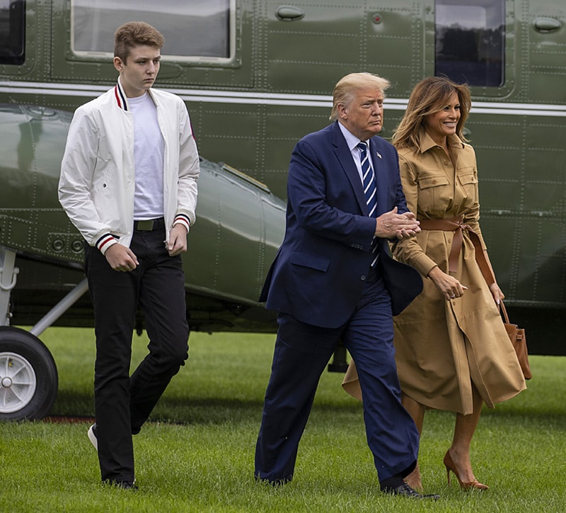 Barron Trump todavía más alto y con nuevo look Foto 2