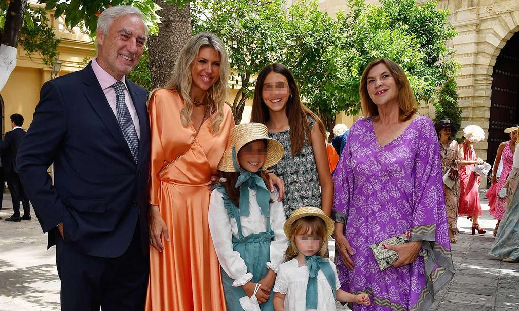 Los duques de Terranova y Mariló Montero asisten a la boda de Ymelda Bilbao de la Cierva y Borja Mesa-Jareño