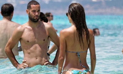 ¡Superpareja!, Malena Costa y Mario Suárez lucen sus tonificados cuerpos bajo el sol de Formentera
