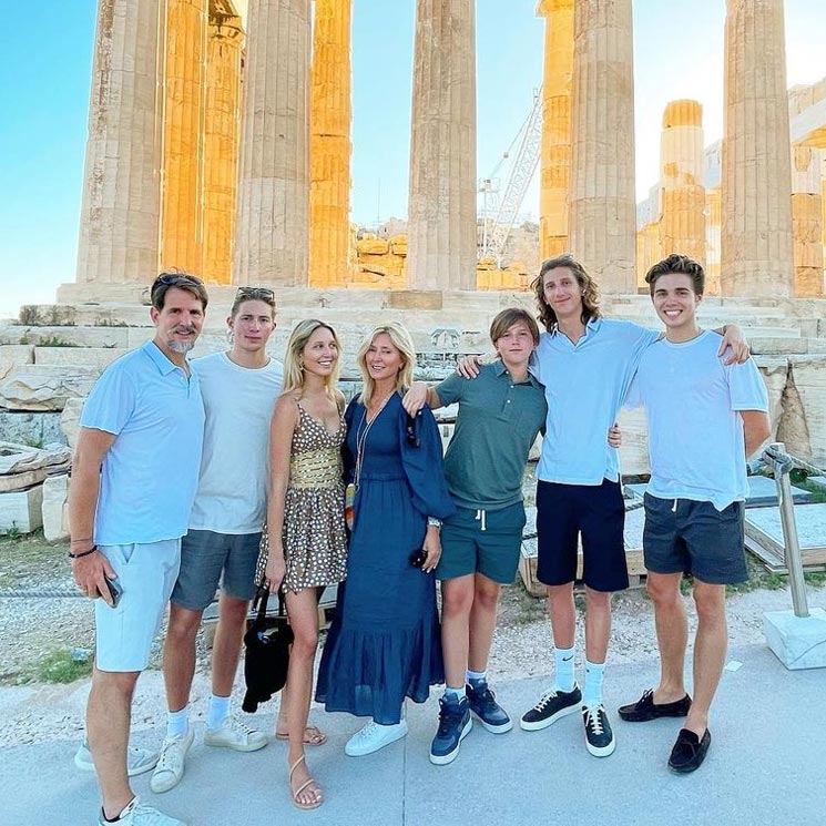 Marie Chantal y Pablo de Grecia regresan a Atenas para sus vacaciones familiares