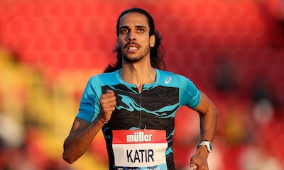 Modelo, opositor a bombero y poeta: así es Mohamed Katir, la gran sensación del atletismo español
