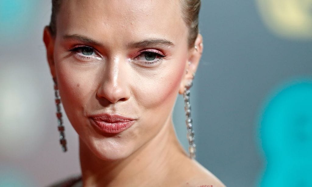 Los motivos por los que Scarlett Johansson ha demandado a Disney por el lanzamiento de 'Viuda Negra'