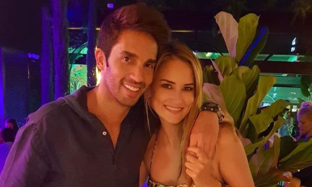 Alba Carrillo recibe una bonita sorpresa en su cumpleaños de 'personas muy especiales'
