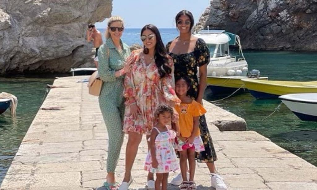 Cat McDonnell se divierte en Croacia junto a Vanessa Bryant y sus hijas