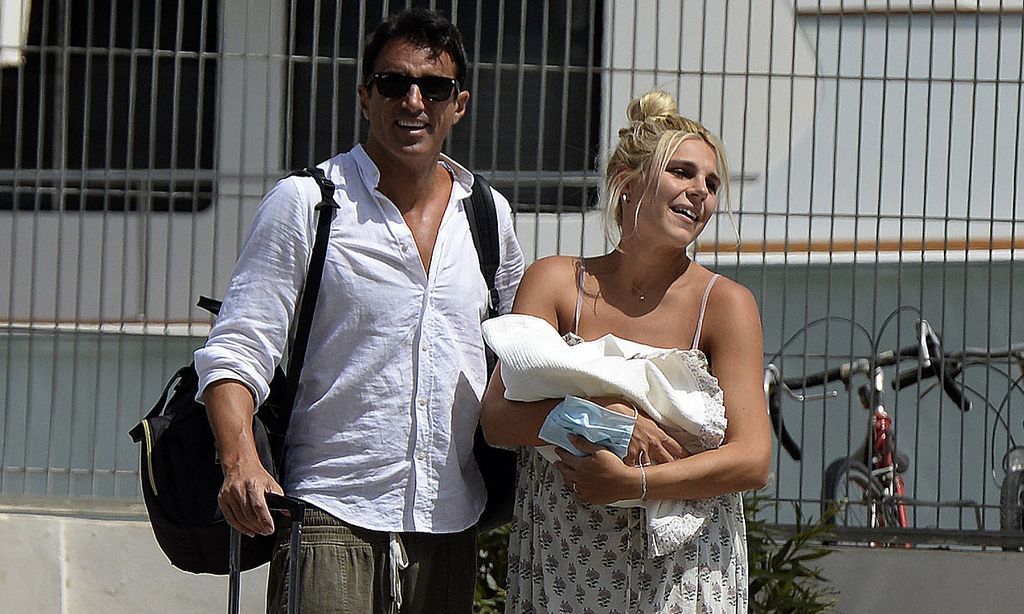 Ivana Icardi y Hugo Sierra se van a casa con su recién nacida y cuentan a quién se parece