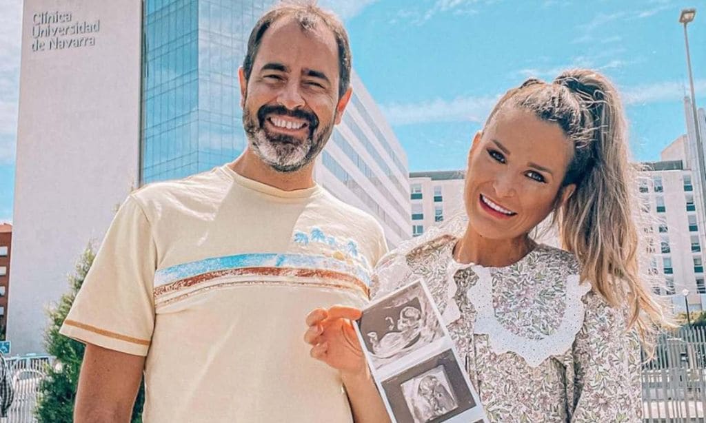 Verdeliss muestra la primera ecografía de su octavo hijo