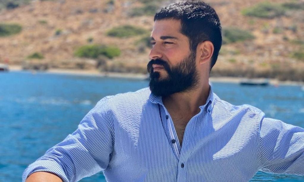 Burak Özçivit de ‘Kara Sevda’, el 'bárbaro' más tierno de la televisión que se derrite con su hijo