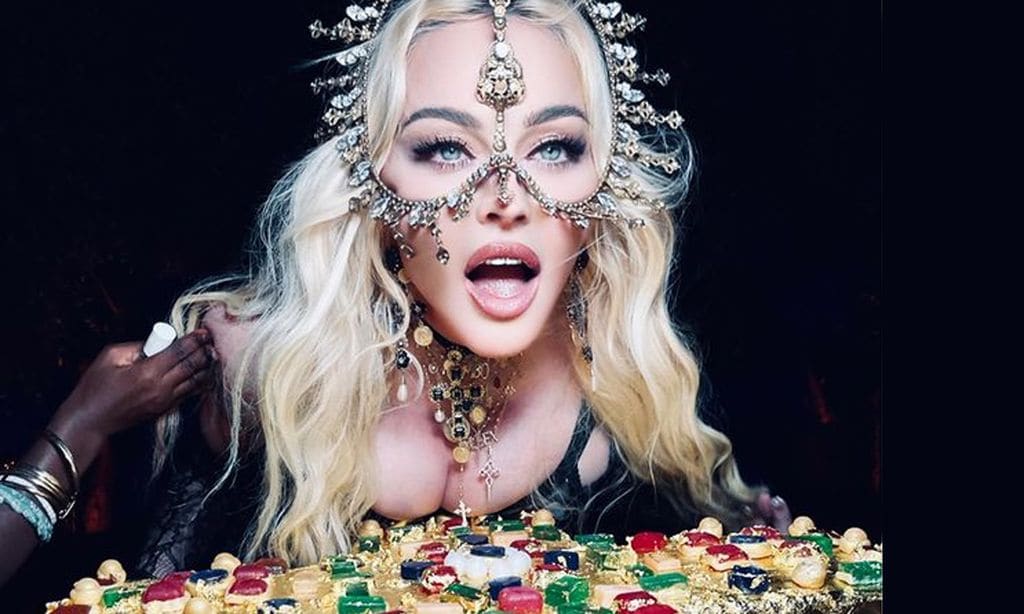 ¡A la italiana! Madonna celebra su 63 cumpleaños acompañada de su novio y sus hijos