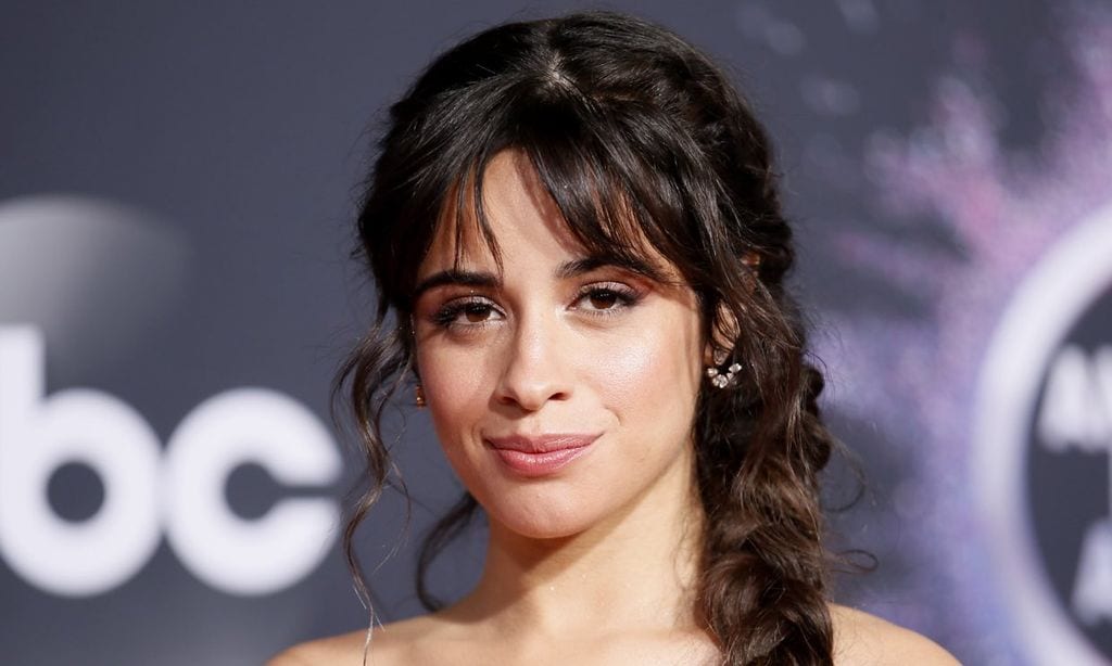 Camila Cabello se sincera sobre cómo le han afectado las críticas hacia su  cuerpo