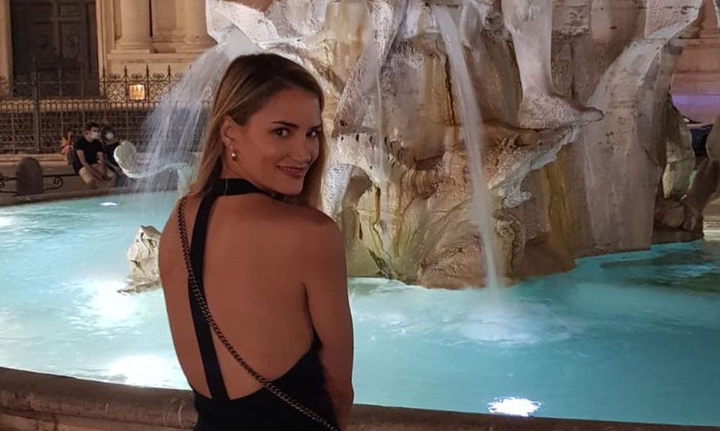 La romántica escapada a Roma de Alba Carrillo con su 'mejor compañero de vida y de viaje'