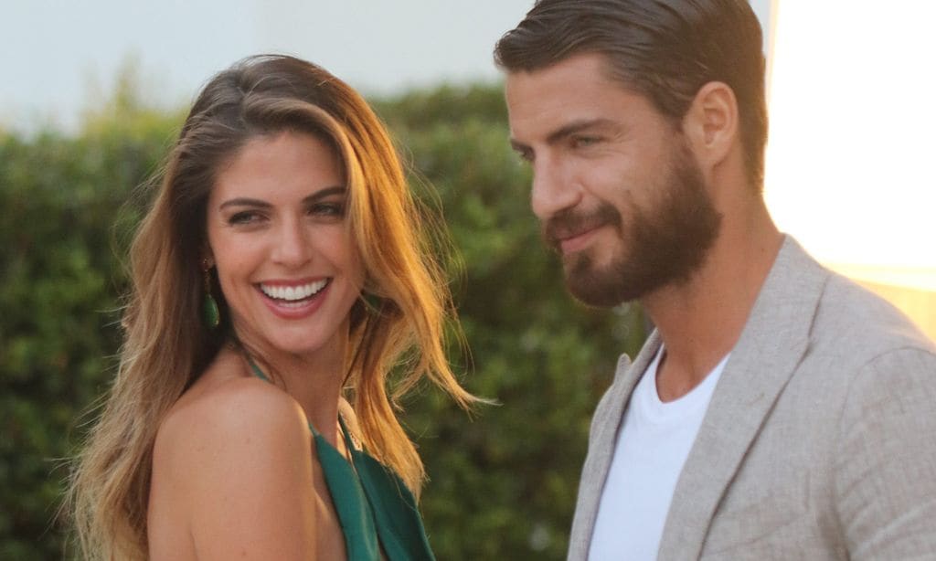 Maxi Iglesias se sincera sobre la relación real entre el elenco de