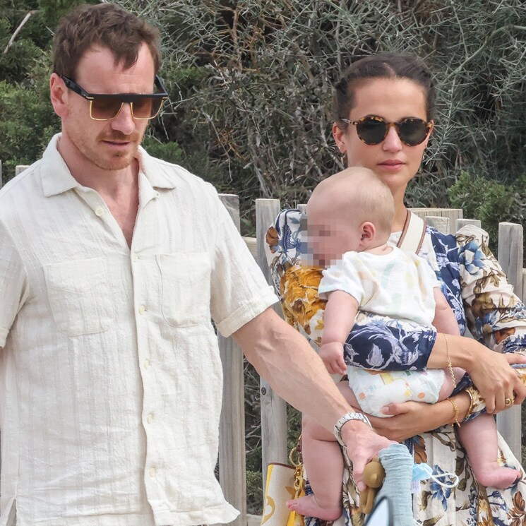 Las imágenes en Ibiza que confirman que Alicia Vikander y Michael Fassbender han sido padres 