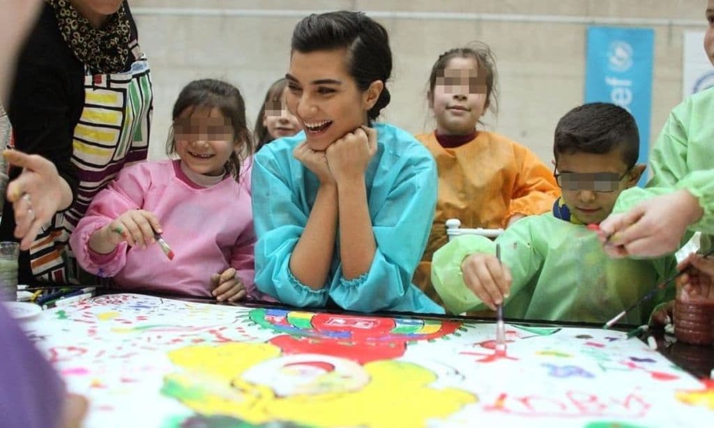 Can Yaman, Kivanç Tatlitug o Hande Erçel, conoce el corazón solidario de los actores turcos