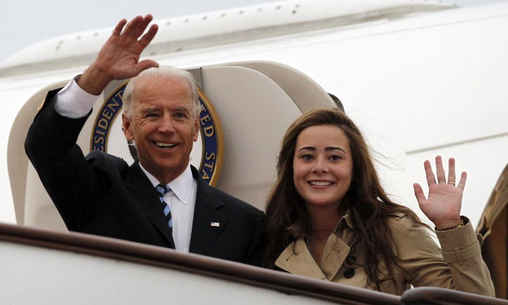 Boda en la Casa Blanca: la nieta mayor de Joe Biden se compromete