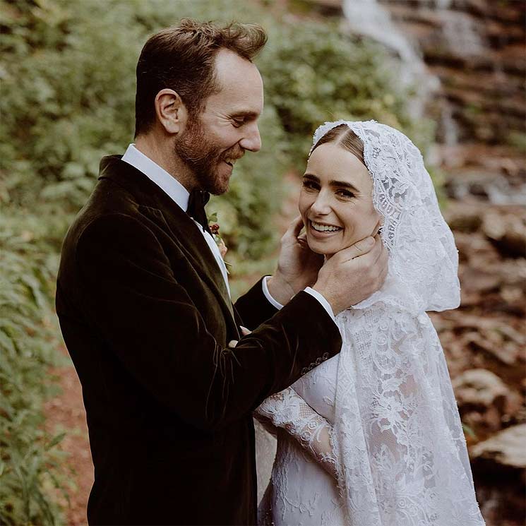 Lily Collins se casa en un paraje 'mágico' un año después de su compromiso