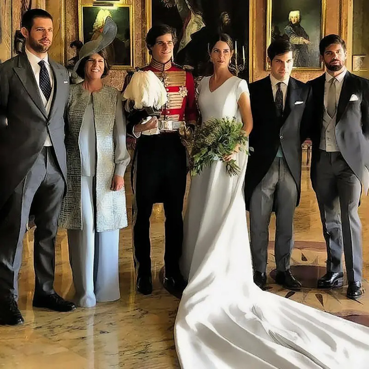 Entramos en el palacio de Galiana, propiedad de la familia de Sofía Palazuelo donde se casa su hermano Jaime 