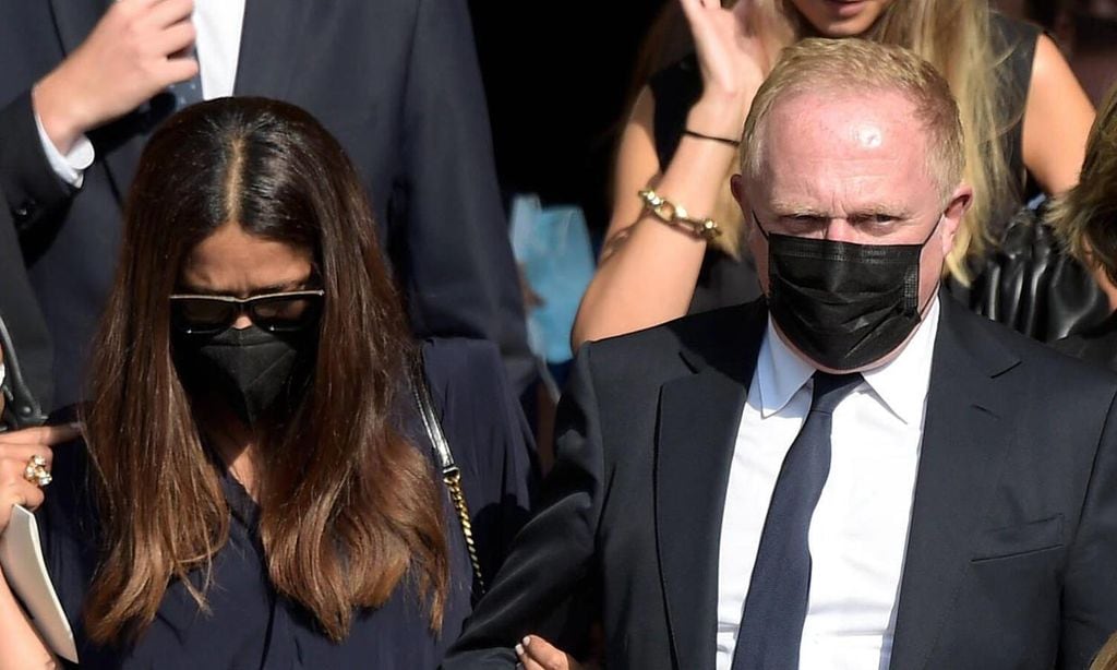 La tristeza de Salma Hayek en el funeral de la hermana de su marido François-Henri Pinault