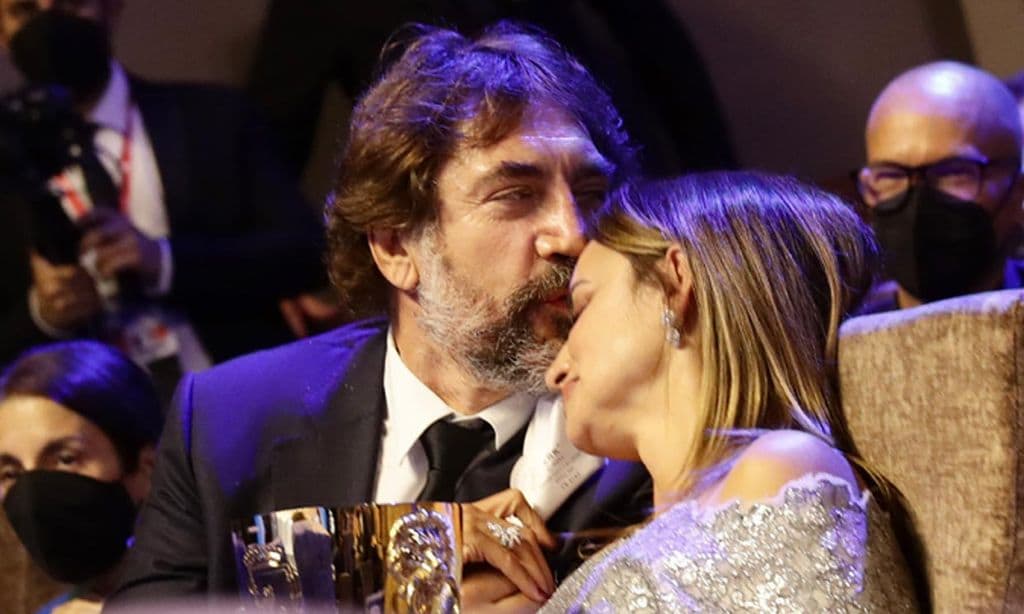 Penélope Cruz recuerda su última conversación con Pilar Bardem al recoger la Copa Volpi