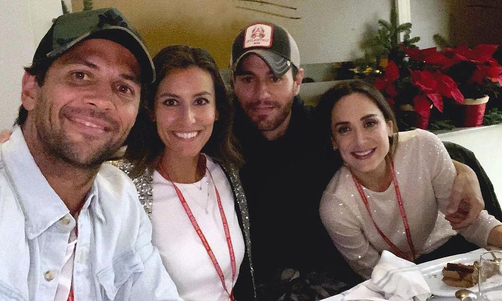 La complicidad de Enrique Iglesias y Tamara Falcó al contar las anécdotas más divertidas de su infancia