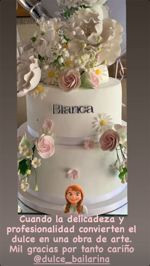 Paloma Cuevas Muestra Nuevos Detalles De La Comuni n De Su Hija Bianca