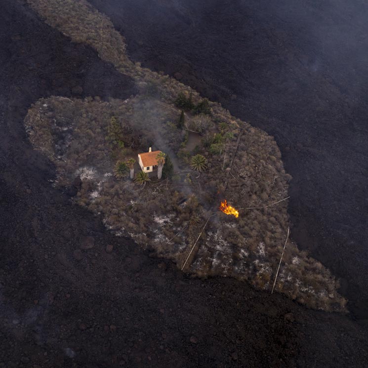 Las imágenes de la devastación y del desalojo de los vecinos que han perdido su casa por el volcán de La Palma