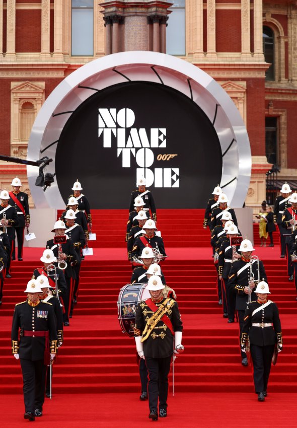 Estreno mundial de James Bond 