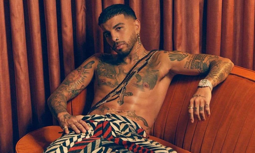 Millonario con 28 años y autor del éxito 'Todo de ti': Así es Rauw Alejandro, el novio de Rosalía