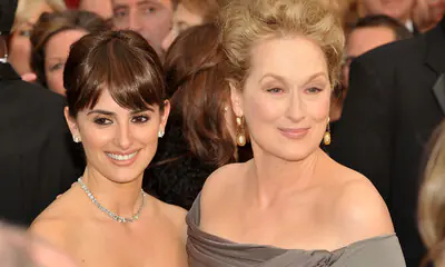 El momento fan de Penélope Cruz cuando ve a Meryl Streep: 'Le doy besos de abuela'