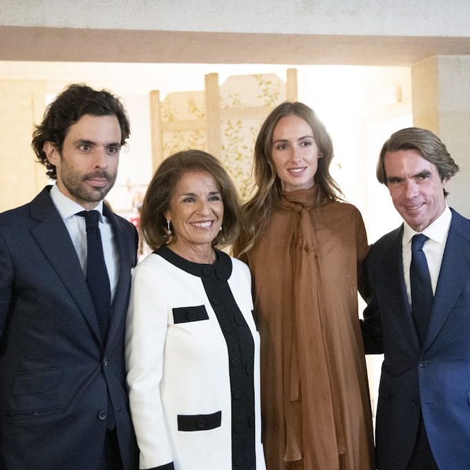 Ana Botella, arropada por su familia en la cena benéfica que conmemora los 20 años de su fundación 