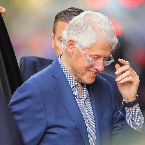 Bill Clinton recibe el alta hospitalaria tras cinco días ingresado por una infección