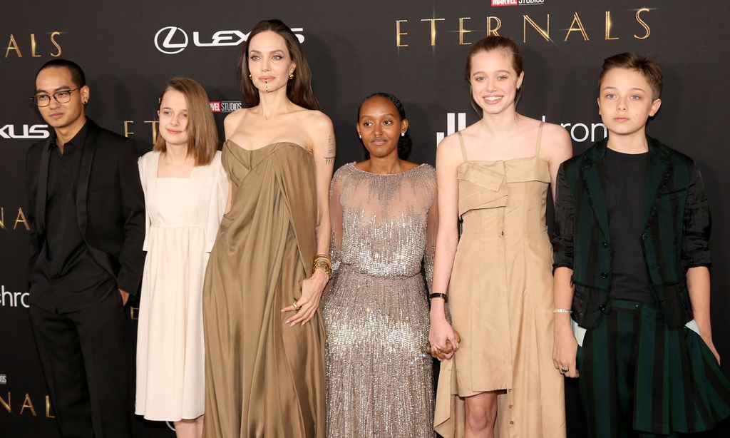 Angelina Jolie y sus hijos, cada uno en su estilo, deslumbran en el estreno de 'Eternals'