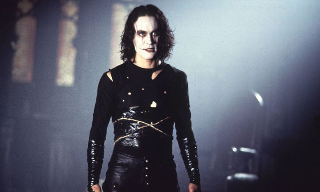 Brandon Lee caracterizado como 'El Cuervo' 