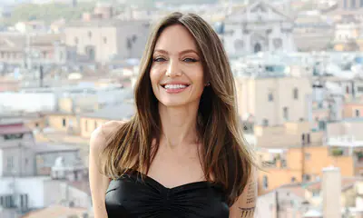 Angelina Jolie se borra el tatuaje de Brad Pitt